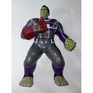 Marvel Avengers Endgame power punch talking Hulk light up gauntlet 14”